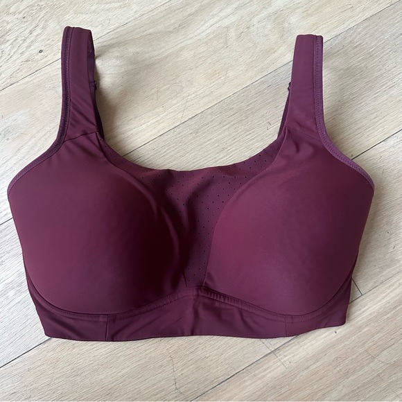 Lululemon Run Times Bra in Red Merlot - Picture 3 of 6